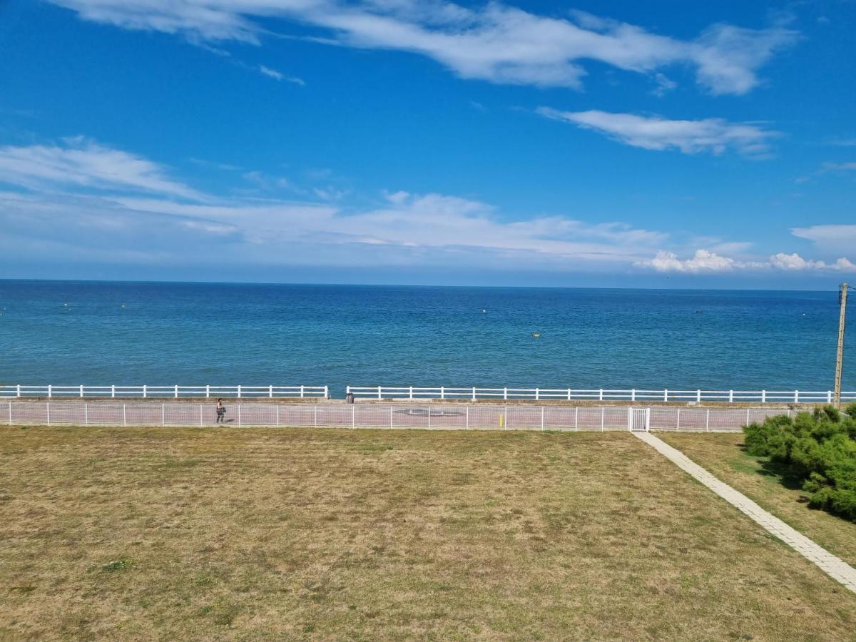 Lion Beach Dış mekan fotoğraf